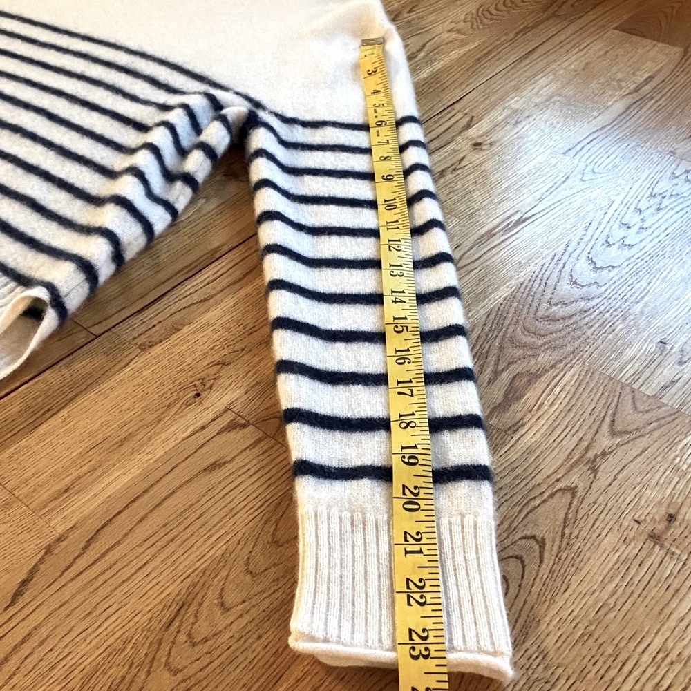 Rachel Zoe 100% Cashmere White and Navy Striped Sweater XL - Picture 12 of 14